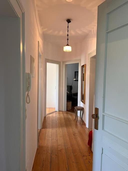 Apartment Seeglueck Seeliebe - Charmante Jugendstilwohnung Mit Parkplatz Direkt Im Zentrum Nahe Bahnhof Und Seeufer In Konstanz