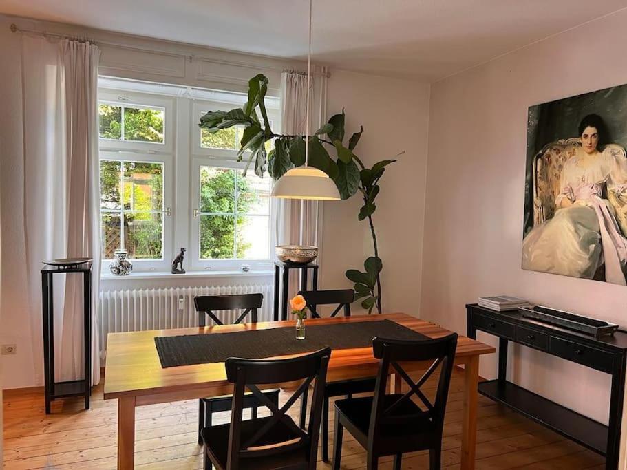 Apartment Seeglueck Seeliebe - Charmante Jugendstilwohnung Mit Parkplatz Direkt Im Zentrum Nahe Bahnhof Und Seeufer In